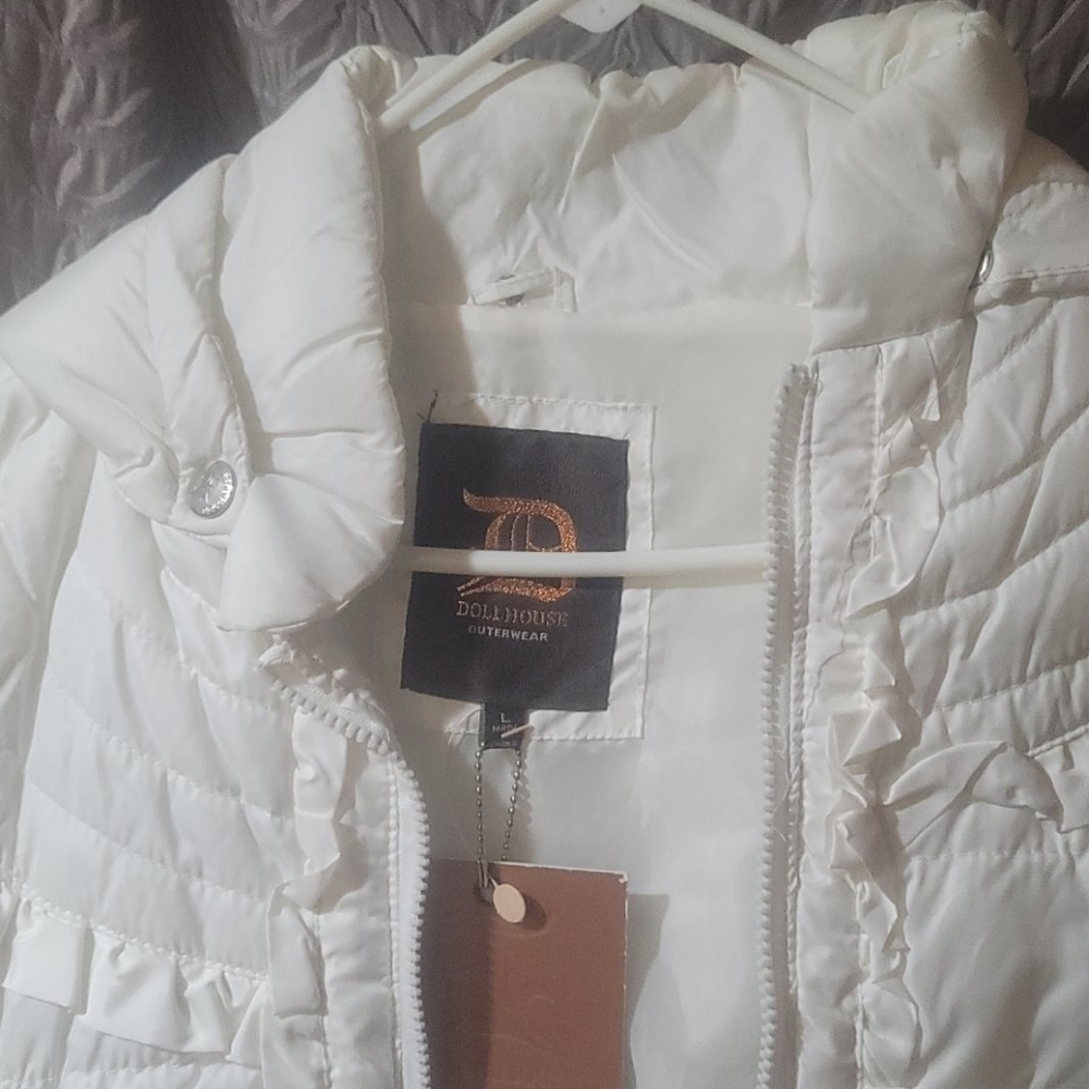 Jacket - Picture 1 of 6